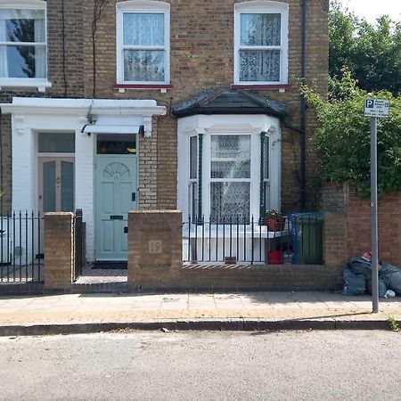 Bubblesbnb- 4 Bedroom House London Eksteriør billede