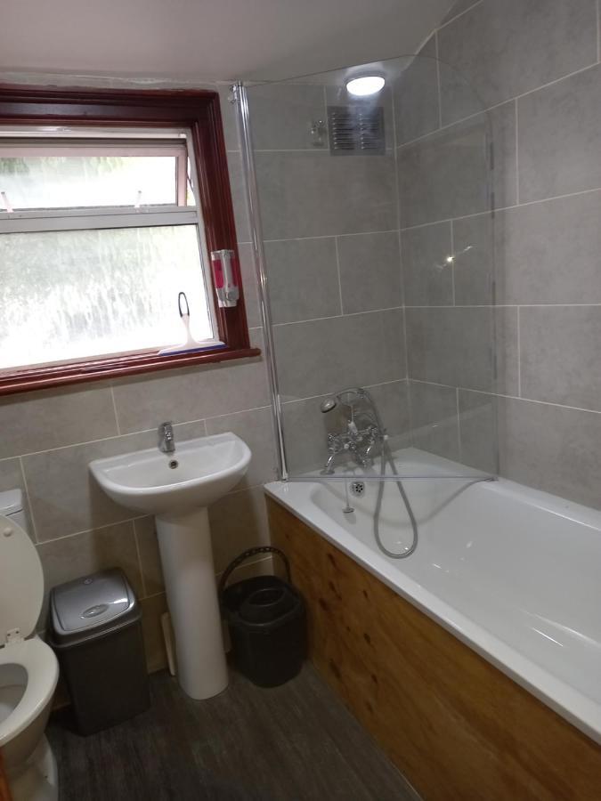 Bubblesbnb- 4 Bedroom House London Eksteriør billede