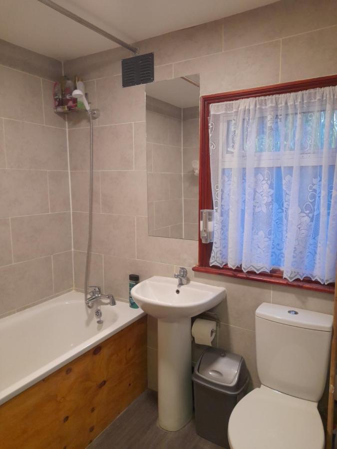 Bubblesbnb- 4 Bedroom House London Eksteriør billede